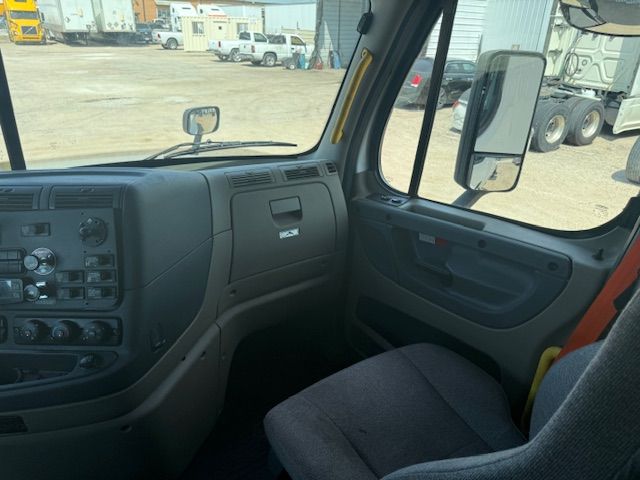 2020 Freightliner CASCADIA 125 | Dallas, TX | Infinity Trucks 2020 Freightliner CASCADIA 125 | Dallas, TX | Infinity Trucks