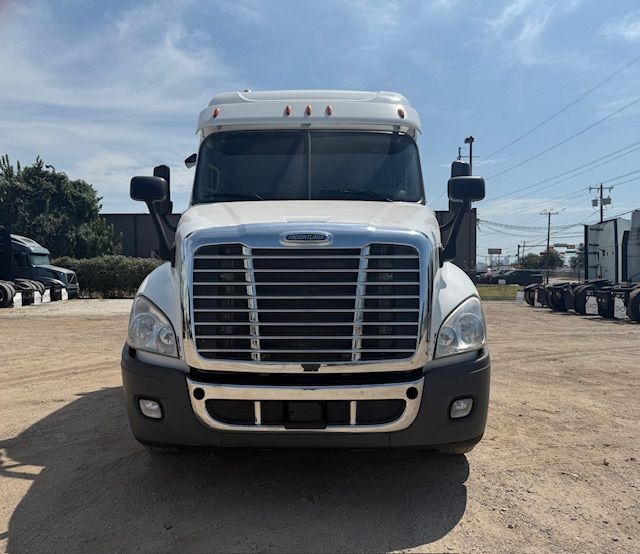 2020 Freightliner CASCADIA 125 | Dallas, TX | Infinity Trucks 2020 Freightliner CASCADIA 125 | Dallas, TX | Infinity Trucks