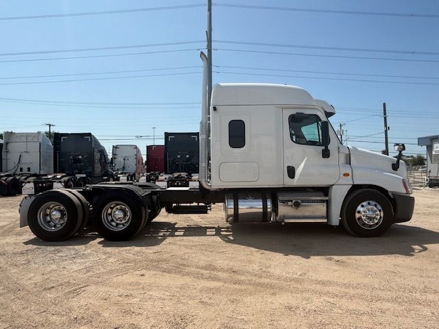 2020 Freightliner CASCADIA 125 | Dallas, TX | Infinity Trucks 2020 Freightliner CASCADIA 125 | Dallas, TX | Infinity Trucks