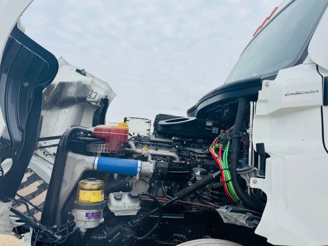 2020 Freightliner CASCADIA 126 | Dallas, TX | Infinity Trucks 2020 Freightliner CASCADIA 126 | Dallas, TX | Infinity Trucks