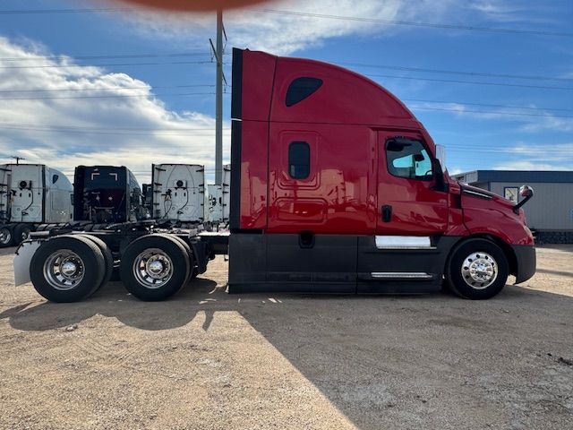 2020 Freightliner CASCADIA 126 | Dallas, TX | Infinity Trucks 2020 Freightliner CASCADIA 126 | Dallas, TX | Infinity Trucks