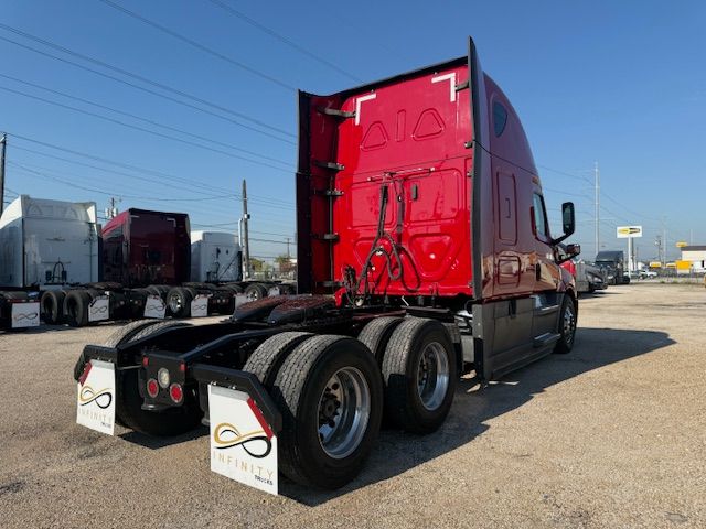 2020 Freightliner CASCADIA 126  | Dallas, TX | Infinity Trucks