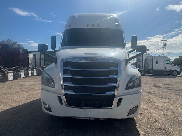 2020 Freightliner CASCADIA 126  | Dallas, TX | Infinity Trucks