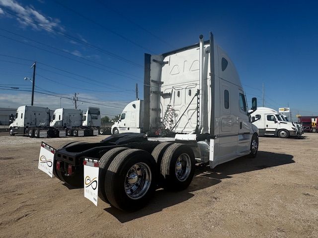 2020 Freightliner CASCADIA 126 | Dallas, TX | Infinity Trucks 2020 Freightliner CASCADIA 126 | Dallas, TX | Infinity Trucks