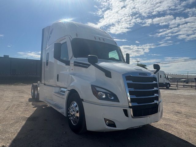 2020 Freightliner CASCADIA 126  | Dallas, TX | Infinity Trucks