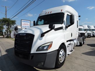 2020 Freightliner Cascadia Mid-Roof Sleeper  | Grand Prairie, TX | Camarena Auto Inc in Grand Prairie, TX 75050