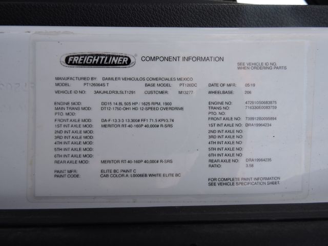 2020 Freightliner Cascadia PT126 Daycab