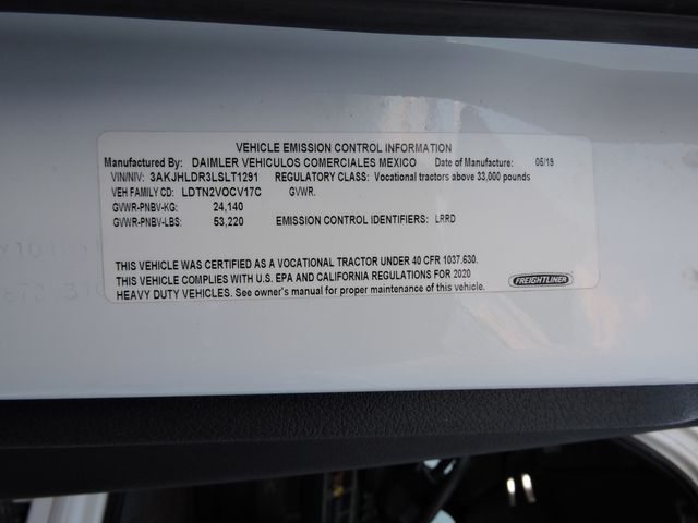 2020 Freightliner Cascadia PT126 Daycab