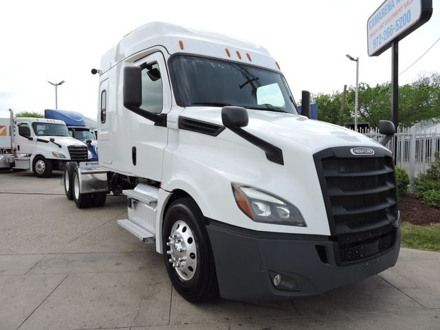 2020 Freightliner PT126 Cascadia Sleeper
