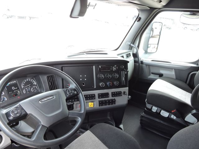 2020 Freightliner PT126 Cascadia Sleeper