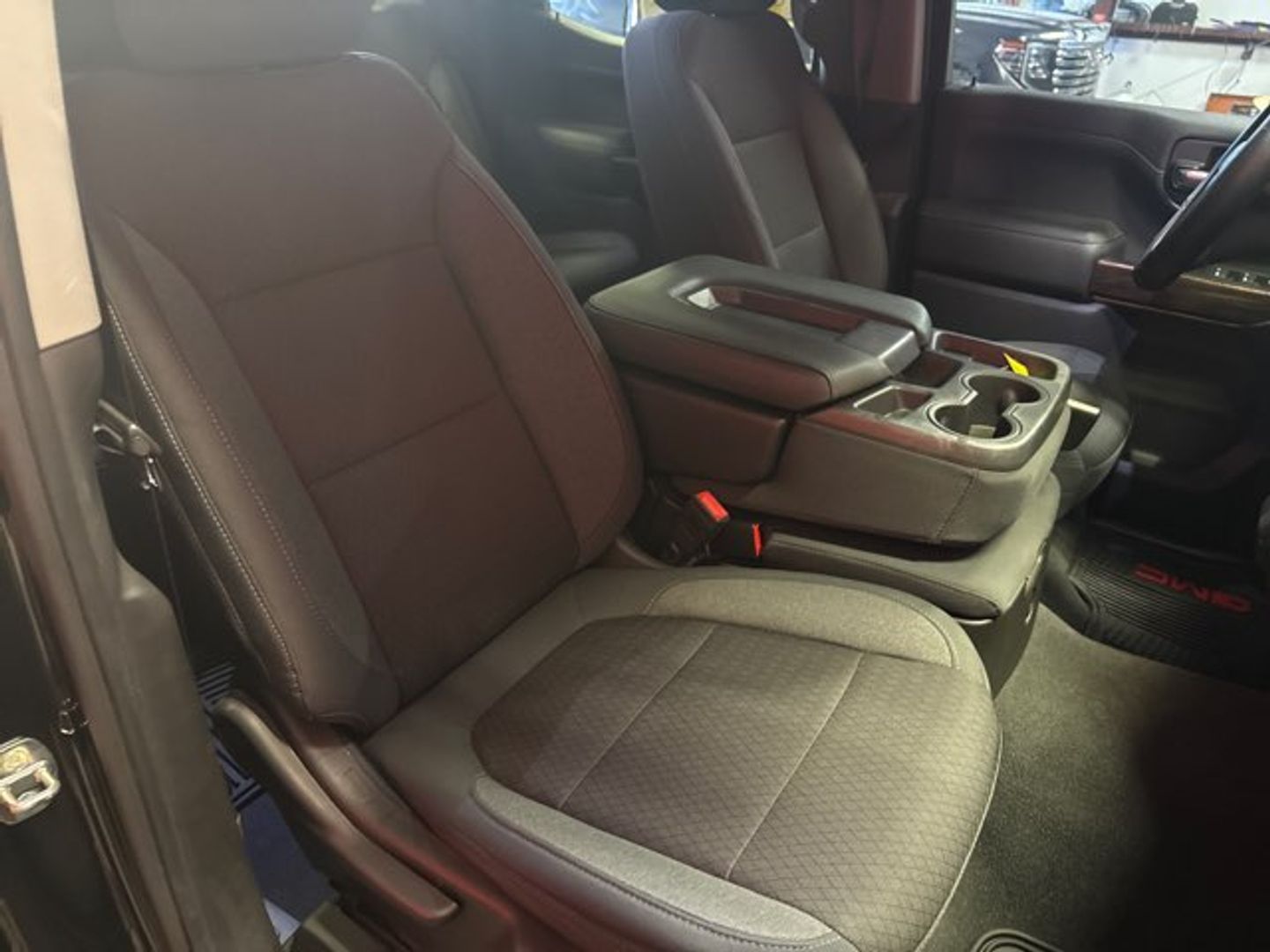 2020 GMC Sierra 1500 Elevation [GCI] Carbon Black Metallic at Ledet's Auto Sales