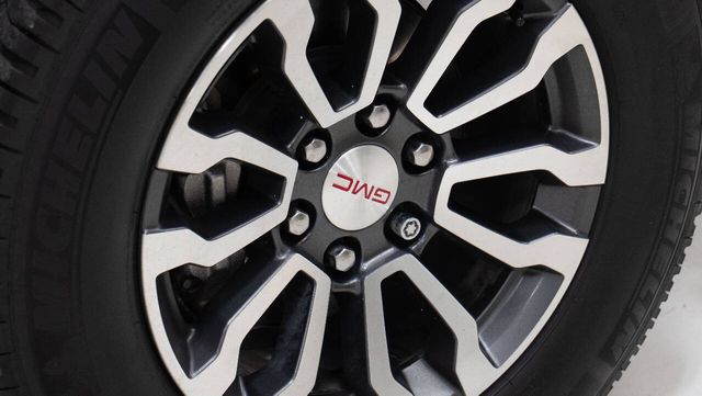 2020 GMC Sierra 1500 AT4 | Houston, TX | Houston Auto Credit 2020 GMC Sierra 1500 AT4 | Houston, TX | Houston Auto Credit