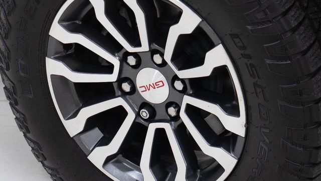 2020 GMC Sierra 1500 AT4 | Houston, TX | Houston Auto Credit