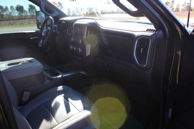 2020 GMC Sierra 2500HD Crew Cab Diesel 4x4 SLT | Roscoe, IL | Autoland Outlets 2020 GMC Sierra 2500HD Crew Cab Diesel 4x4 SLT | Roscoe, IL | Autoland Outlets