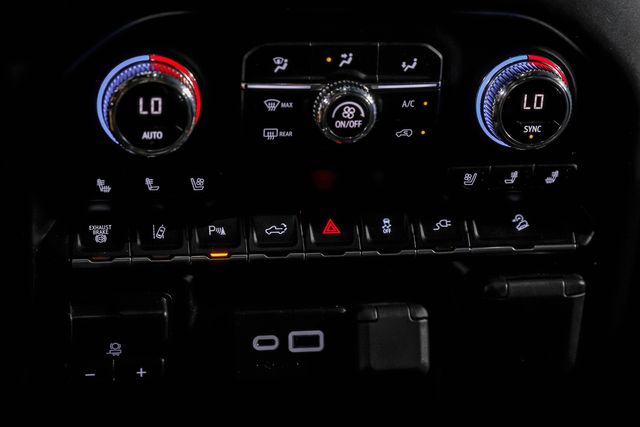 2020 GMC Sierra 2500HD 4WD Crew Cab Standard Bed AT4 | Dallas, TX | East Dallas Diesel