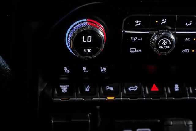 2020 GMC Sierra 2500HD 4WD Crew Cab Standard Bed AT4 | Dallas, TX | East Dallas Diesel