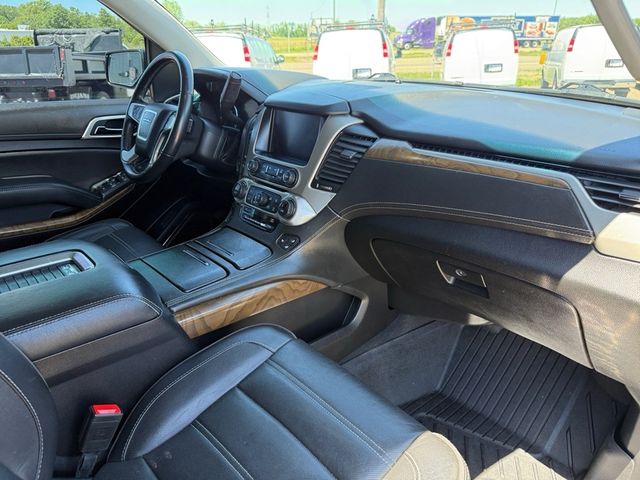 2020 GMC YUKON XL DENALI Sunroof 3rd Row V8 | Canton, Ohio | Ohio Auto Warehouse LLC