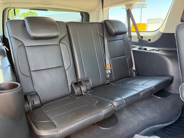 2020 GMC YUKON XL DENALI Sunroof 3rd Row V8 | Canton, Ohio | Ohio Auto Warehouse LLC 2020 GMC YUKON XL DENALI Sunroof 3rd Row V8 | Canton, Ohio | Ohio Auto Warehouse LLC