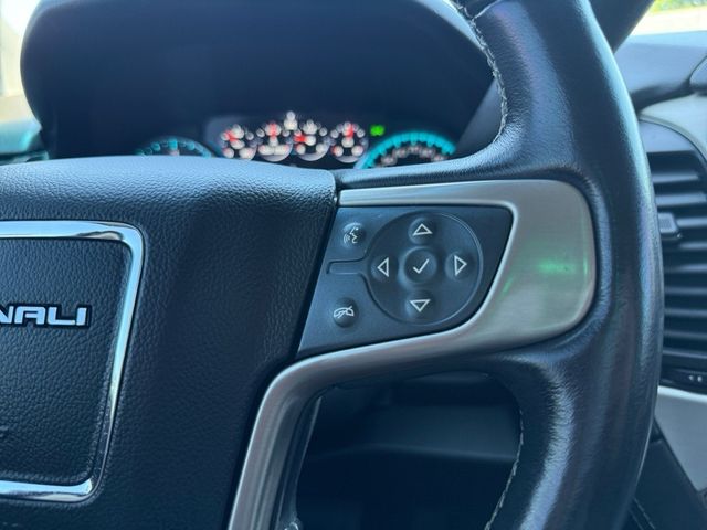2020 GMC YUKON XL DENALI Sunroof 3rd Row V8 | Canton, Ohio | Ohio Auto Warehouse LLC