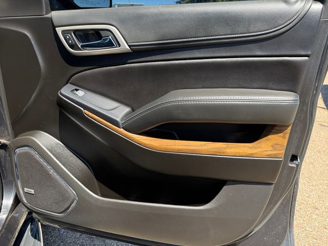 2020 GMC YUKON XL DENALI Sunroof 3rd Row V8 | Canton, Ohio | Ohio Auto Warehouse LLC