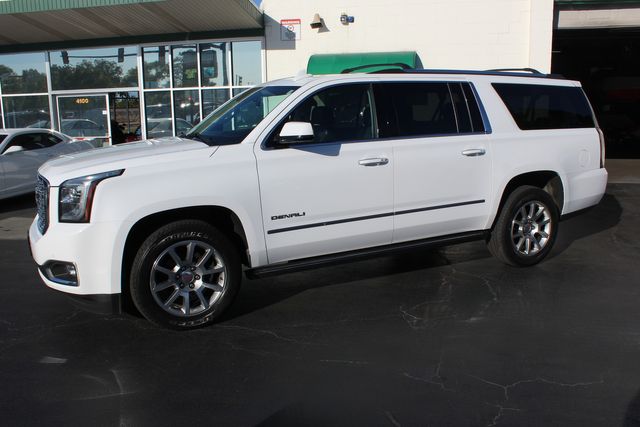 2020 GMC Yukon XL Denali | Granite City, Illinois | MasterCars Company Inc. 2020 GMC Yukon XL Denali | Granite City, Illinois | MasterCars Company Inc.