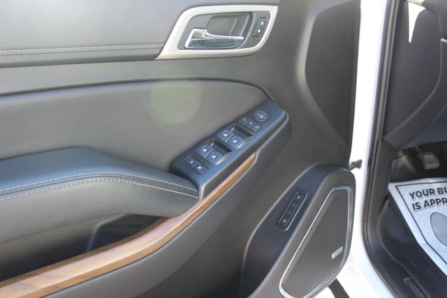 2020 GMC Yukon XL Denali | Granite City, Illinois | MasterCars Company Inc. 2020 GMC Yukon XL Denali | Granite City, Illinois | MasterCars Company Inc.