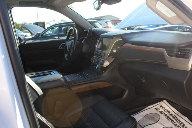 2020 GMC Yukon XL Denali | Granite City, Illinois | MasterCars Company Inc. 2020 GMC Yukon XL Denali | Granite City, Illinois | MasterCars Company Inc.