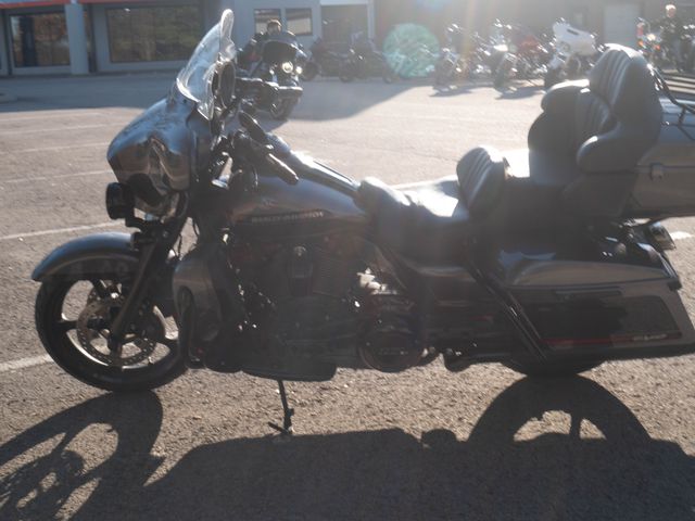 2020 Harley-Davidson CVO Limited