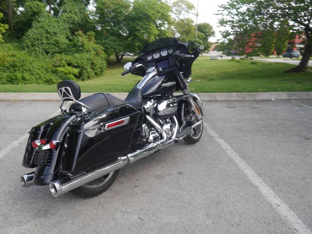 2020 Harley-Davidson Street Glide