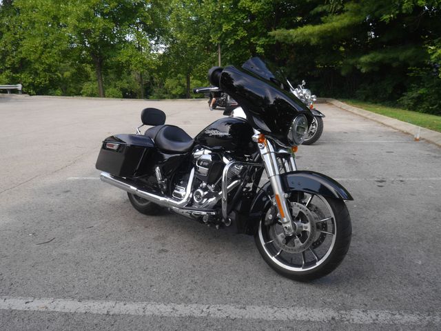 2020 Harley-Davidson Street Glide