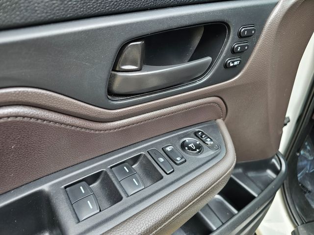 2020 Honda Odyssey EX-L | Brownsville TX | English Motors 2020 Honda Odyssey EX-L | Brownsville TX | English Motors