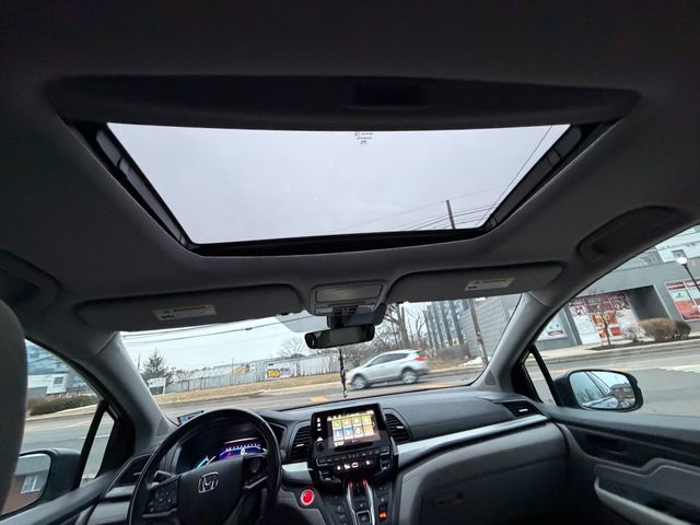 2020 Honda Odyssey EX-L w/Navi w/RES | New Brunswick, New Jersey | Brilliant Auto Sales 2020 Honda Odyssey EX-L w/Navi w/RES | New Brunswick, New Jersey | Brilliant Auto Sales