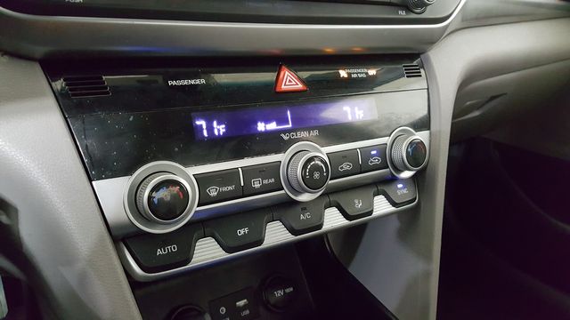 2020 Hyundai ELANTRA SEL | Carrollton, TX | Legend Motorcars of Carrollton