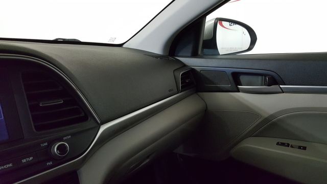 2020 Hyundai ELANTRA SEL | Carrollton, TX | Legend Motorcars of Carrollton