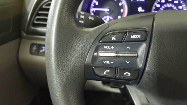 2020 Hyundai ELANTRA SEL | Garland, TX | Legend Motorcars Feed Account 2020 Hyundai ELANTRA SEL | Garland, TX | Legend Motorcars Feed Account