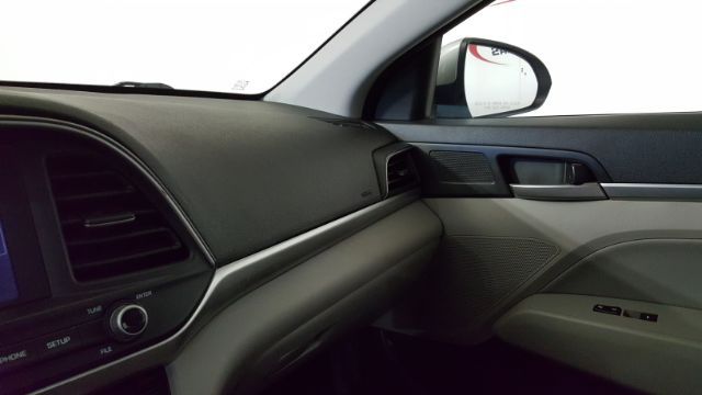 2020 Hyundai ELANTRA SEL | Garland, TX | Legend Motorcars Feed Account 2020 Hyundai ELANTRA SEL | Garland, TX | Legend Motorcars Feed Account