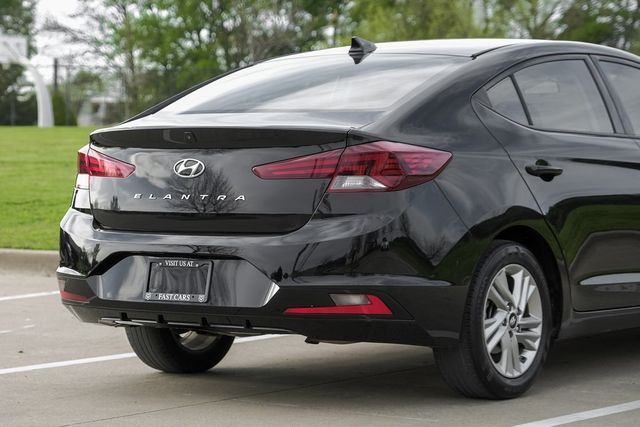 2020 Hyundai ELANTRA SEL Auto Lights Backup Cam Apple Car/Android BT XM 2020 Hyundai ELANTRA SEL Auto Lights Backup Cam Apple Car/Android BT XM