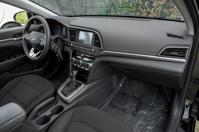 2020 Hyundai ELANTRA SEL Auto Lights Backup Cam Apple Car/Android BT XM 2020 Hyundai ELANTRA SEL Auto Lights Backup Cam Apple Car/Android BT XM