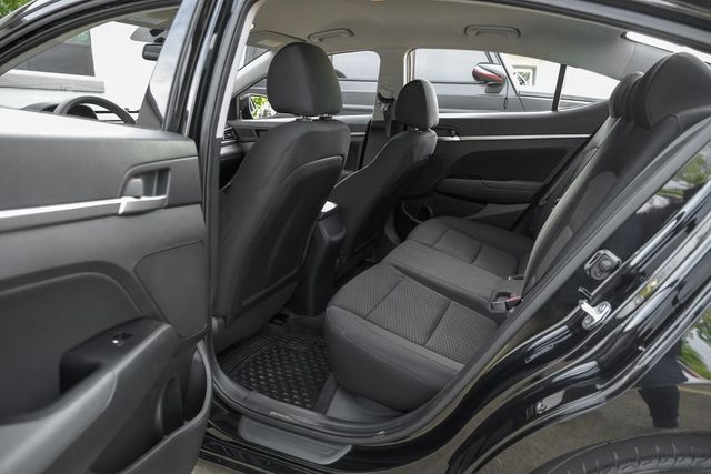 2020 Hyundai ELANTRA SEL Auto Lights Backup Cam Apple Car/Android BT XM 2020 Hyundai ELANTRA SEL Auto Lights Backup Cam Apple Car/Android BT XM