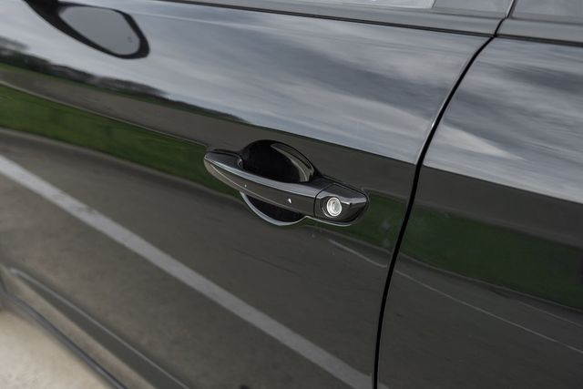 2020 Hyundai ELANTRA SEL Auto Lights Backup Cam Apple Car/Android BT XM 2020 Hyundai ELANTRA SEL Auto Lights Backup Cam Apple Car/Android BT XM