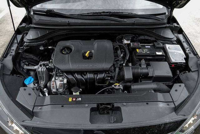 2020 Hyundai ELANTRA SEL Auto Lights Backup Cam Apple Car/Android BT XM 2020 Hyundai ELANTRA SEL Auto Lights Backup Cam Apple Car/Android BT XM