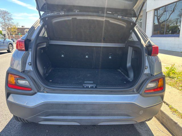 2020 Hyundai KONA SEL | Brea, CA | Zeus Auto Dealers 2020 Hyundai KONA SEL | Brea, CA | Zeus Auto Dealers