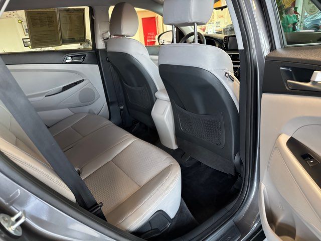 2020 Hyundai TUCSON Value | Rome, GA | Knight's Car Store 2020 Hyundai TUCSON Value | Rome, GA | Knight's Car Store