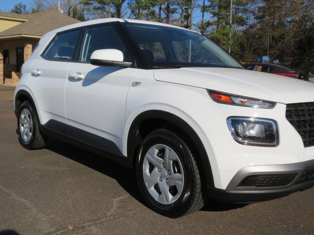 2020 Hyundai VENUE SE