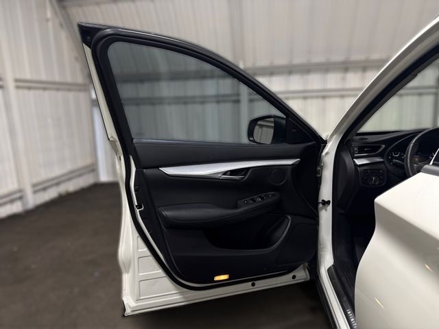 2020 Infiniti QX50 Luxe 2020 Infiniti QX50 Luxe