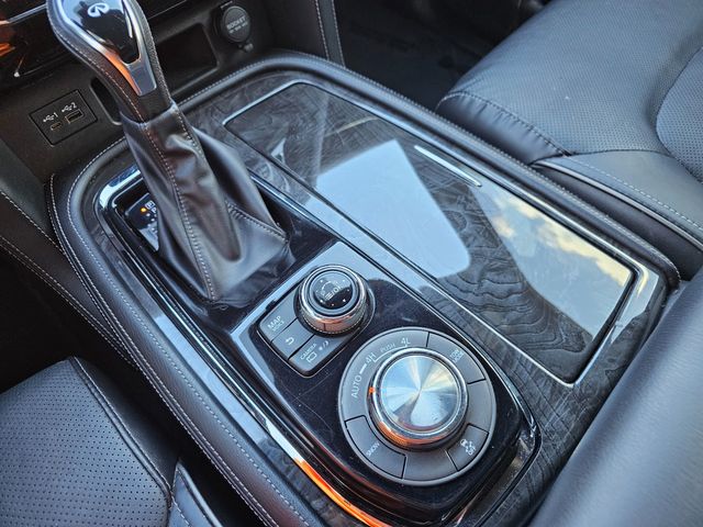 2020 Infiniti QX80 Luxe | Brownsville TX | English Motors 2020 Infiniti QX80 Luxe | Brownsville TX | English Motors