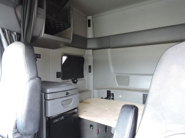 2020 International LT625  Sleeper