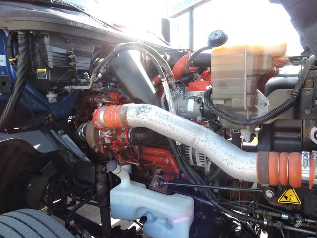 2020 International LT625 Daycab