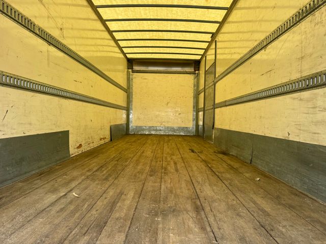 2020 International MV607 26' Box Truck 