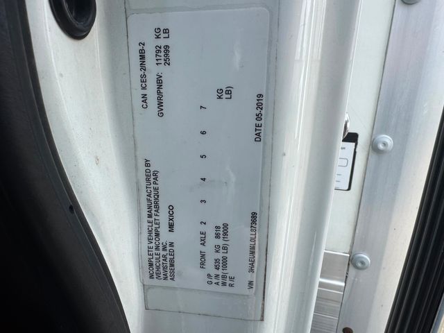 2020 International MV607 26' Box Truck 
